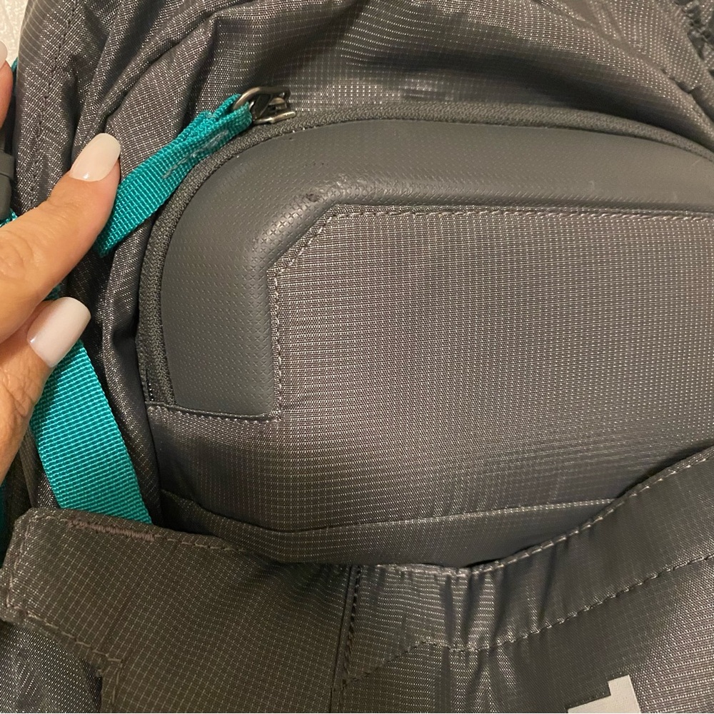 Thule Triumph 2 Backpack - Picture 3 of 11